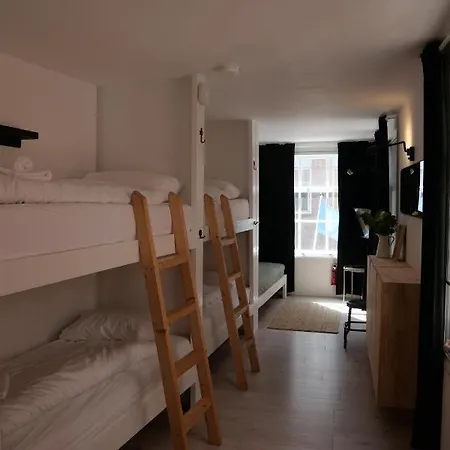 Tiny Private City Rooms Haarlem Exterior photo