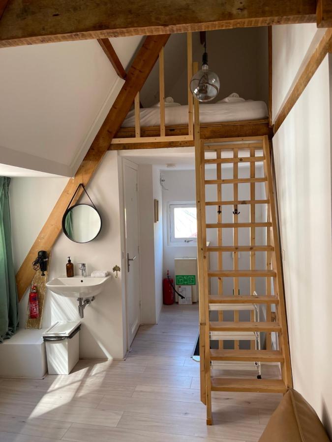 Tiny Private Hostel *