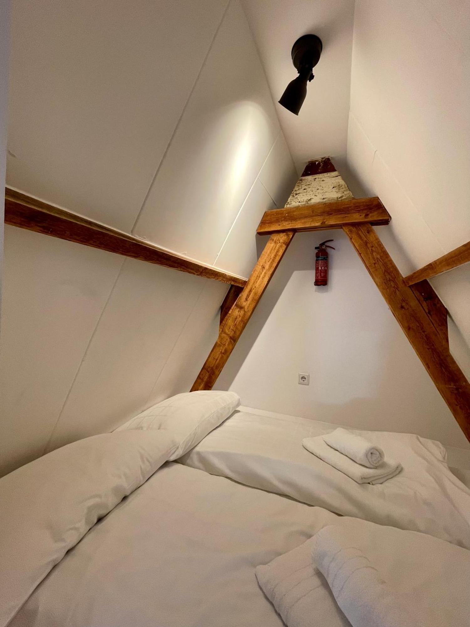 Tiny Private Hostel *